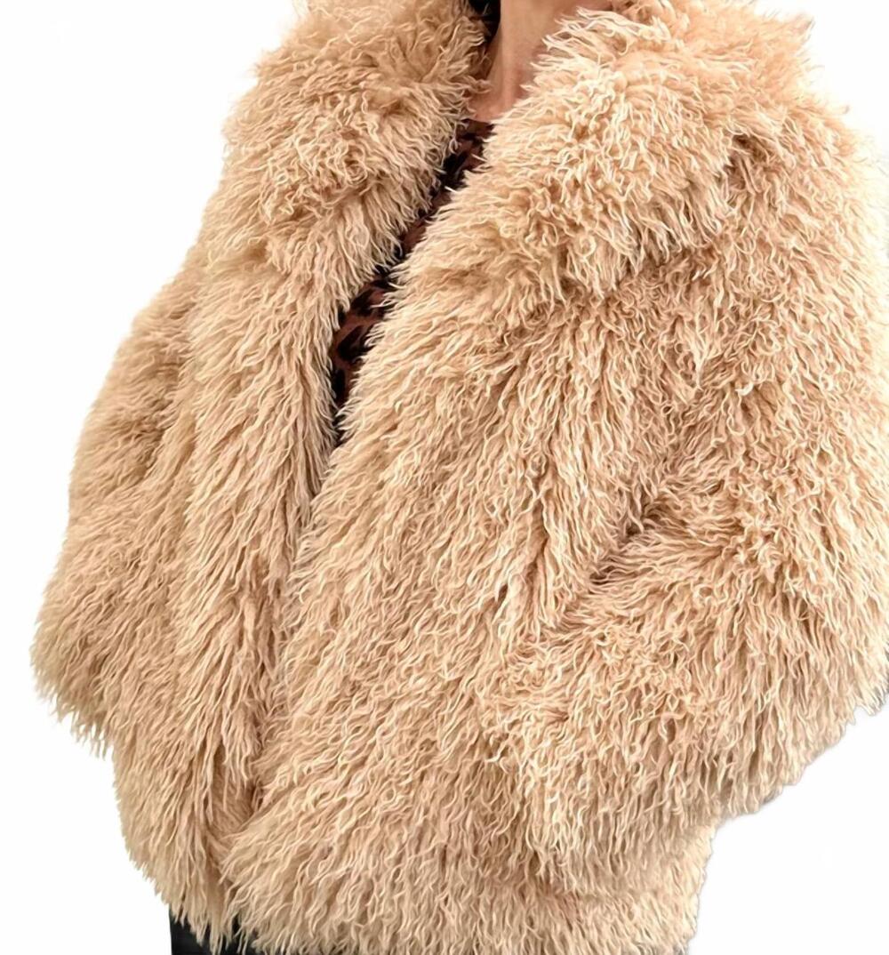 NEW WONDERFUL & YOUNG mongolian fur jacket in beige/gold